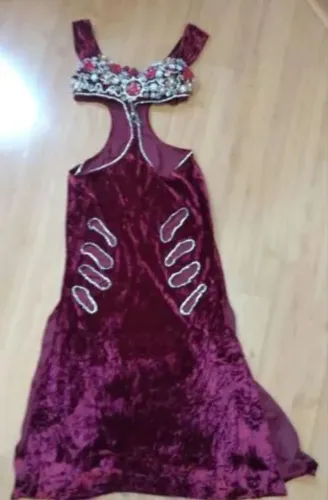 Traje de dança do ventre bordô 