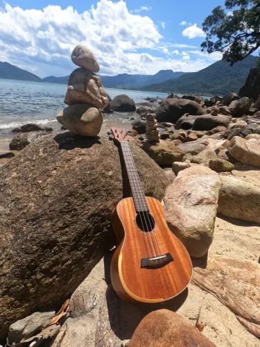 Ukulele Kalani Tenor Maori