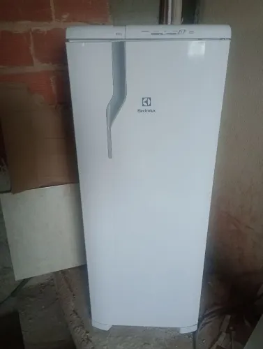 Vendo geladeira