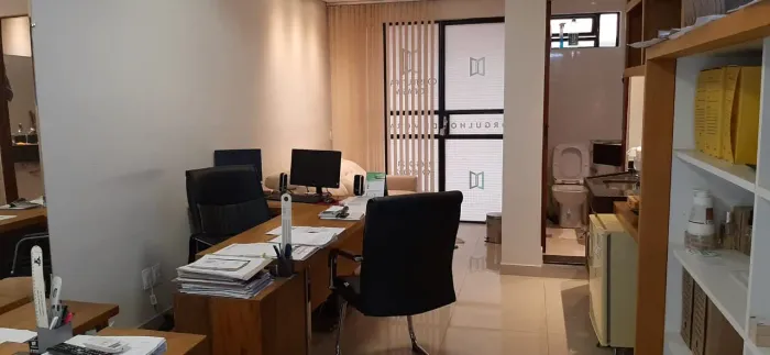 SALA COMERCIAL
