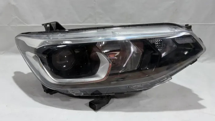 Farol Tracker original 2020/2024 direito 