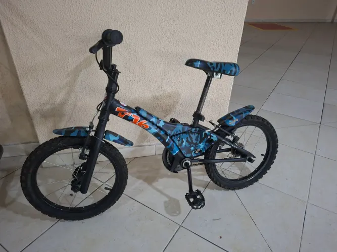 Bicicleta infantil Tito aro 16 excelente estado