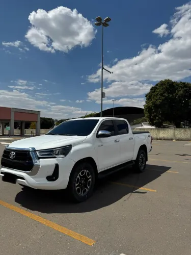 Toyota Hilux CD SR 4X4 2.8 TDI Diesel Aut. 2024