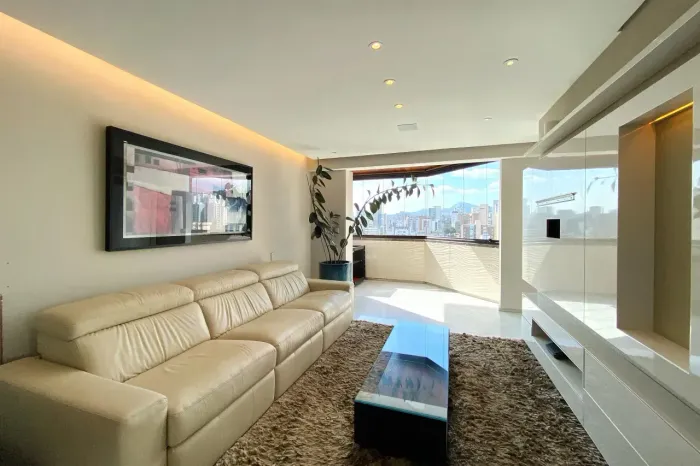 Apartamento 110m², 3 quartos e 2 vagas R$ 1.450.000