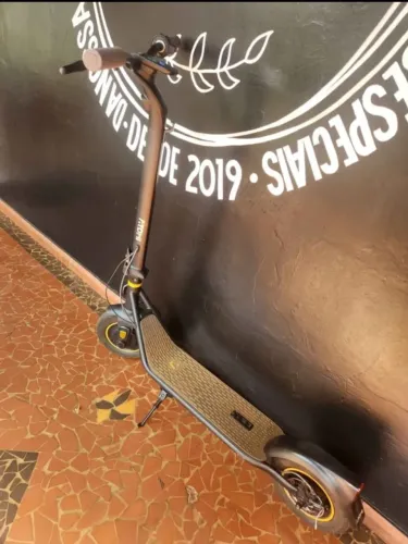 Patinete elétrico atomi e30
