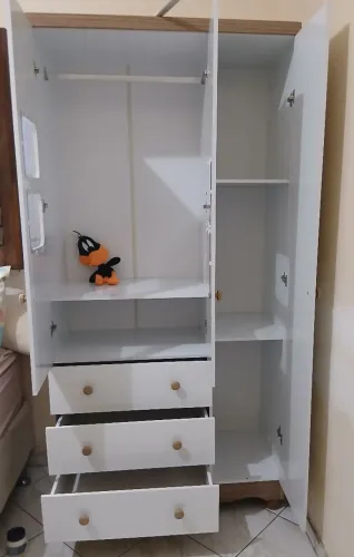 GUARDA ROUPA INFANTIL