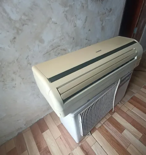 Ar-condicionado comfee 7,500 BTUs