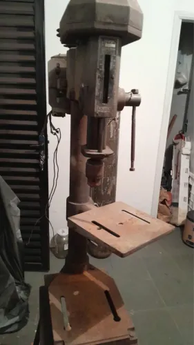 VENDO FURADEIRA DE BANCADA INDUSTRIAL HELMO FB-16 - RARIDADE