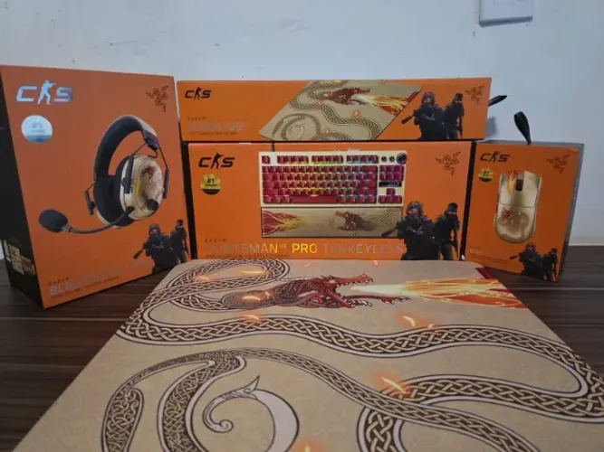 Kit Razer Counter-Strike 2 Completo - Teclado + Fone + Mouse + Mousepad (Dragon Lore)
