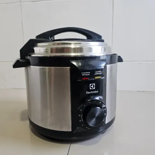 Panela de Pressão - Eletrolux PCE20 - 5L