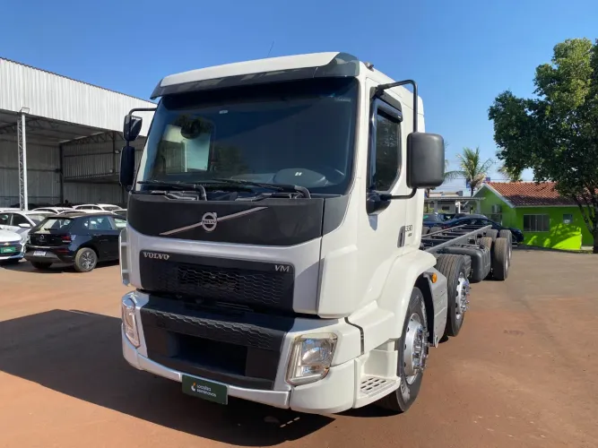 Volvo Vm 330 2021