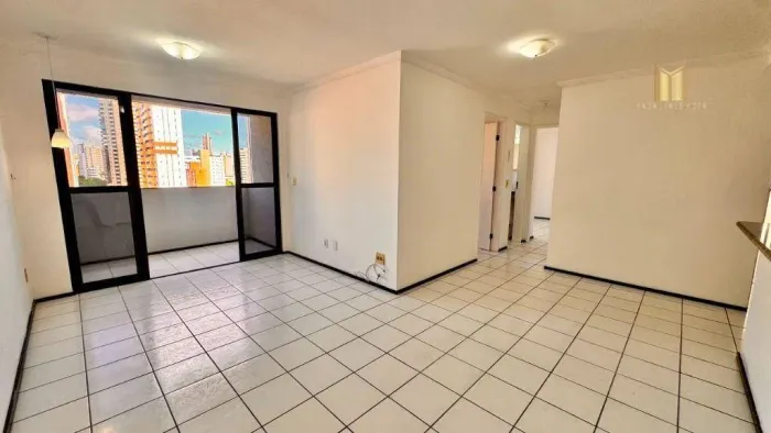 Apartamento 500m da Beira Mar com 2 dormitórios à venda, 80 m² por R$ 655.000 - Meireles -