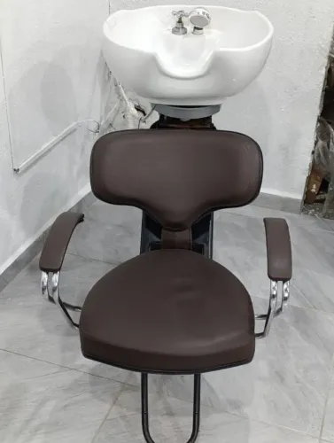 Lavatório com Cuba de Porcelana