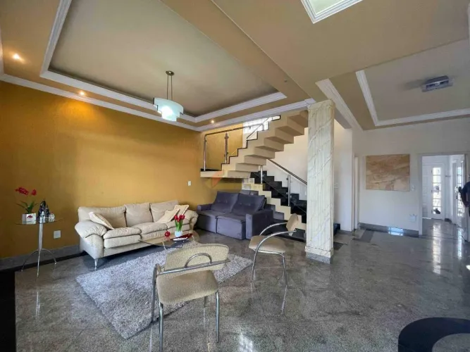 Casa para aluguel, 4 quartos, 2 suítes, 2 vagas, Bom Pastor - Divinópolis/MG