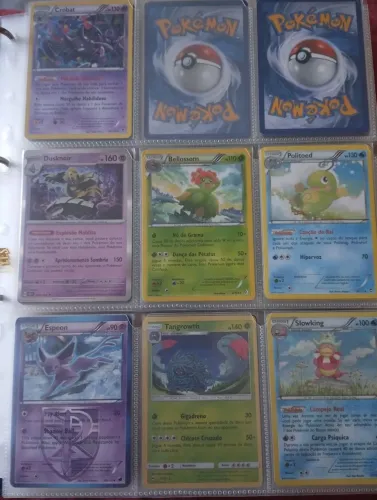 Pokémon TCG - Lote de 704 cards (com fichário e folhas)