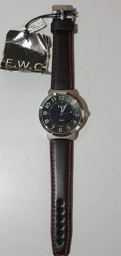 Relogio EWC aço quartz sem uso