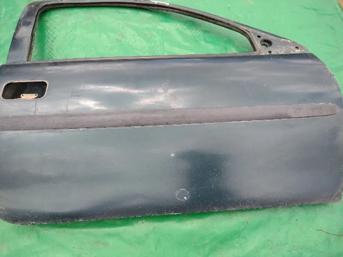 Porta Dianteira Direita GM/Corsa 1994/99 2 Portas.
