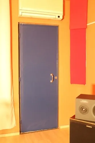 Porta acústica de estúdio