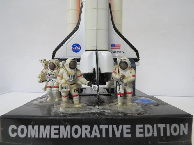 nave espacial discovery edição especial colecionador