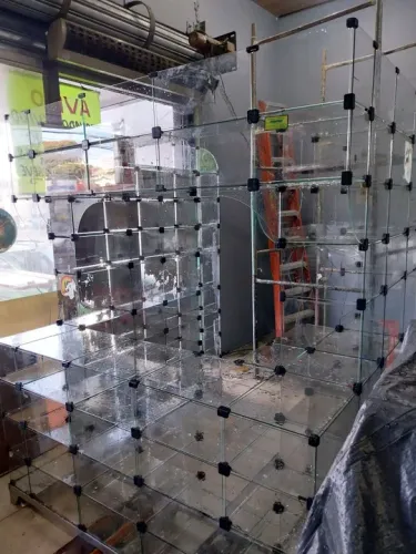 MÓVEIS CAIXA EM VIDRO TEMPERADO MODULADO 