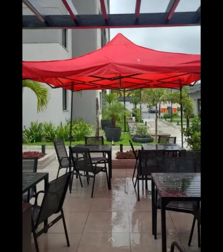 Aluguel de tenda sanfonada 3x3m ou 2x2m no Méier e bairros próximos 