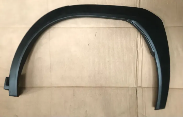 Moldura vão  de roda lexus Ux