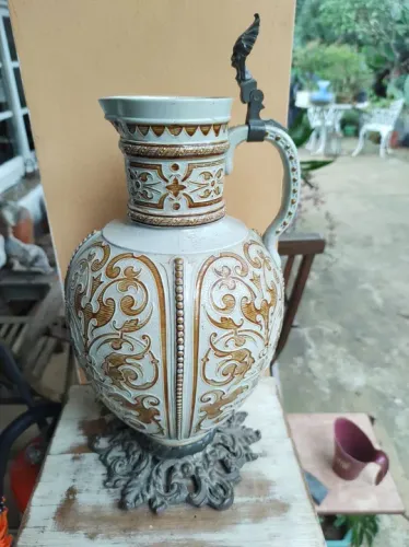 Jarra em ceramica