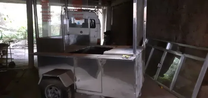 Trailer todo de inox