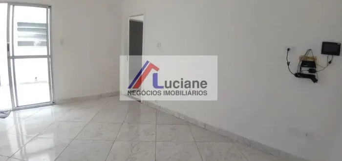 Sobreloja para Locação em Santo André, Parque Oratório, 2 banheiros