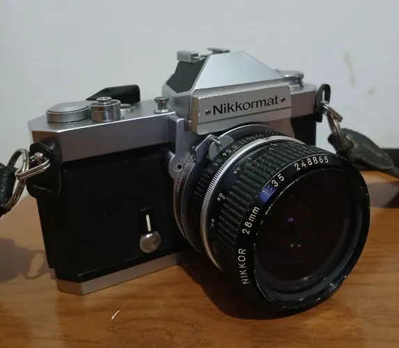 Câmera Analógica Nikon Nikkormat 