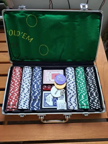 Maleta profissional Poker Texas Hold'em - 300 fichas