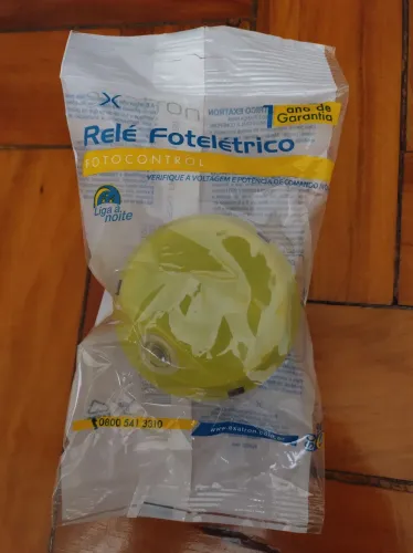 Relé fotoelétrico (fotocélula)