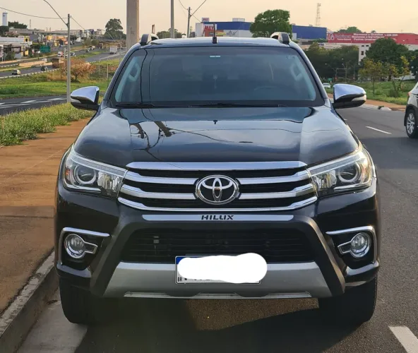 Toyota hilux srx