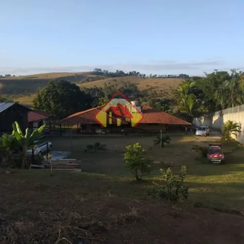 Sítio com 3 Casas e 2 Galpões, em 22 mil m² de área e 670 m² Construídos. a venda em Tauba