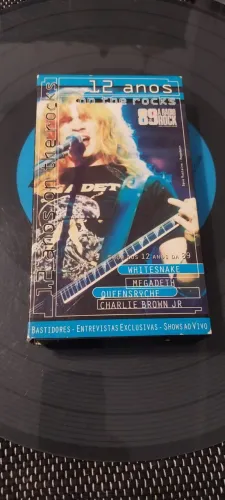 Vhs - 12 Anos Da 89 Fm - Whistesnake, Megadeth, Queensryche 
