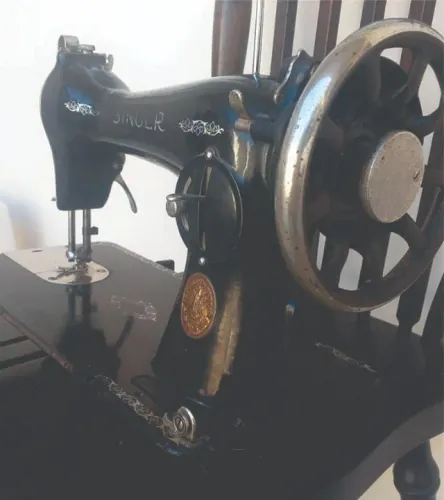 Máquina de costura Singer- Rariedade (ano 1932)