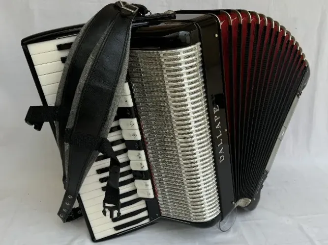 Acordeon 120 Baixos Dallapé Duplo Ressonância
