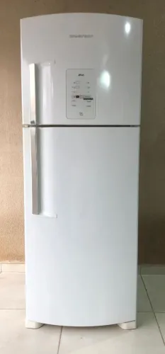 Vende se geladeira Brastemp frossfree...
