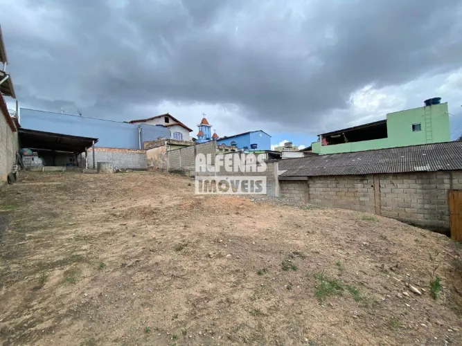 Lote para aluguel no Bairro Coqueiros