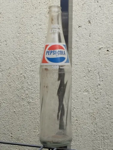 Garrafa antiga Pepsi 500 ml rara