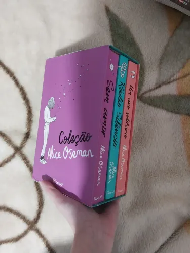 Box alice oseman 3 livros