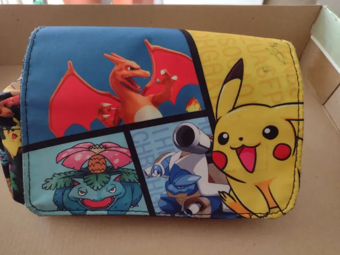 Estojo Pokémon
