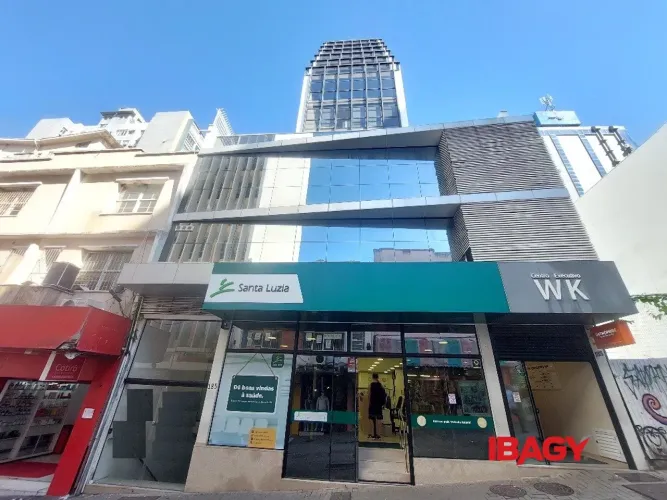 Oportunidade! Salas/Conjuntos em Centro - Florianópolis