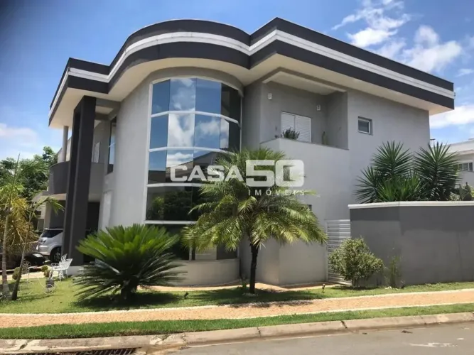 Casa à venda no Condomínio Vila dos Plátanos em Campinas/SP.