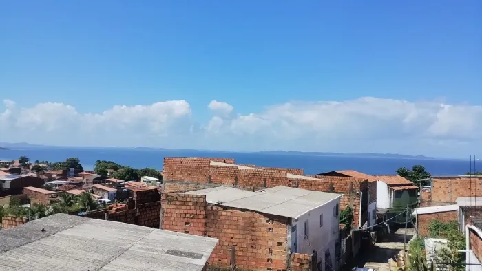 Vista para o mar, casa com piscina e churrasqueira