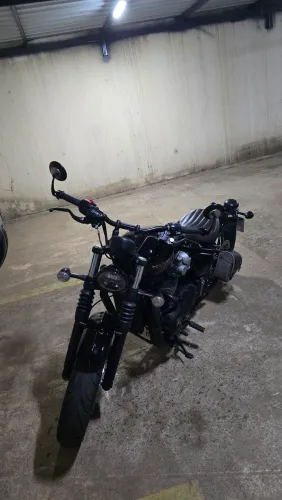 Triumph bobber boneville