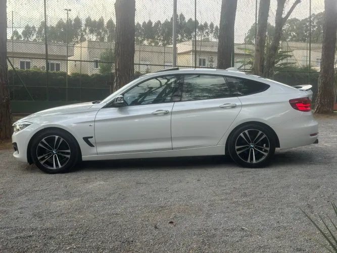 BMW 320 GT Sport ano 2016
