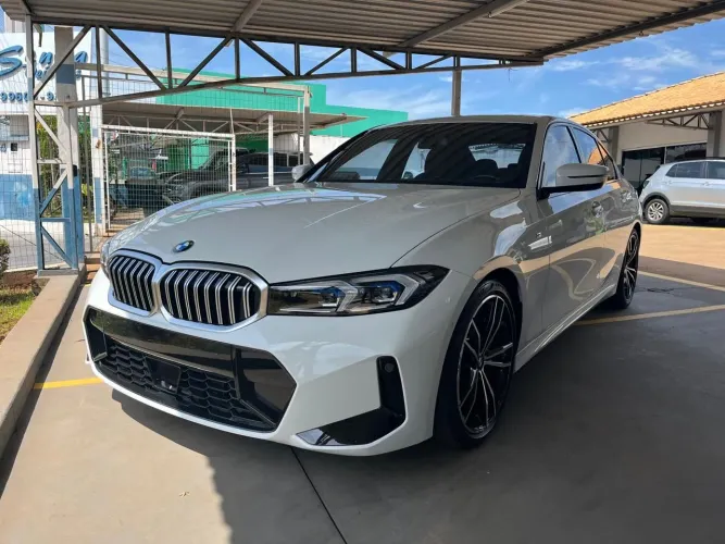 BMW 320I A 2.0 TB M Sport Activeflex 16V 4P 2023