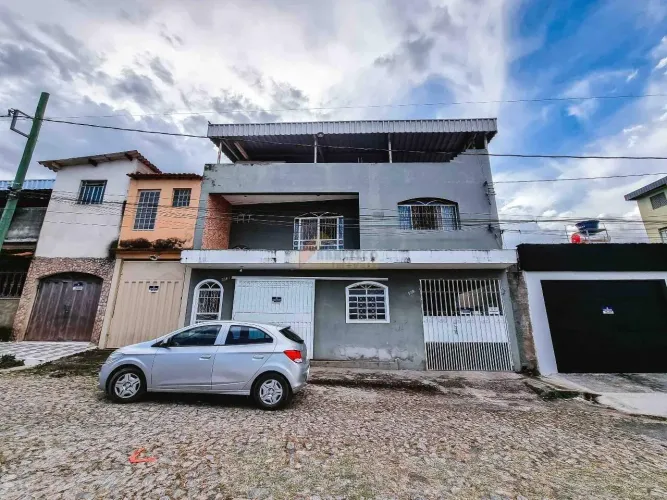 Casa à venda, 6 quartos, 1 suíte, 3 vagas, São José - Divinópolis/MG