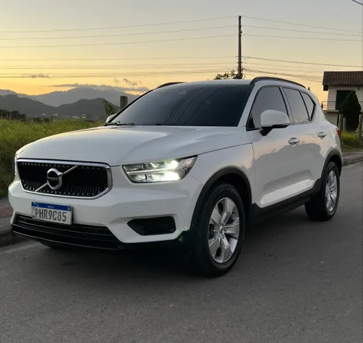 VOLVO XC40 Interior Caramelo 